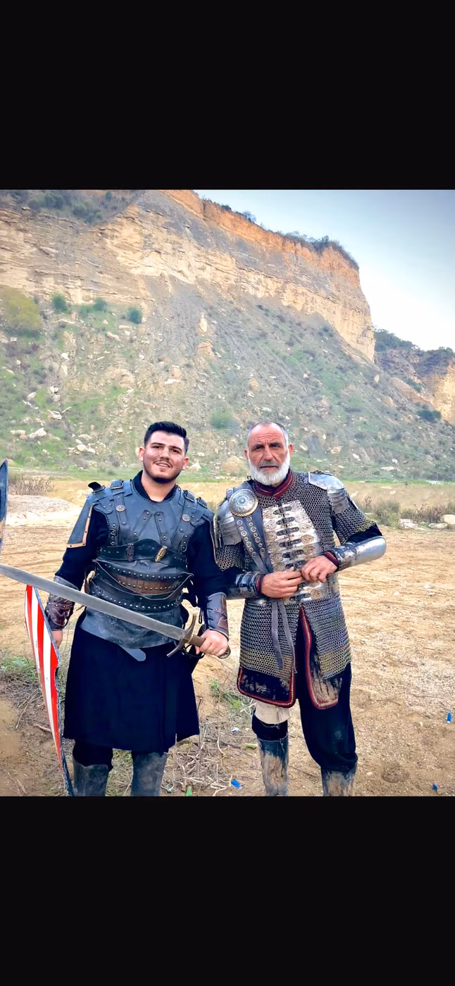 Tarihi yapım kostümlü oyuncularımız